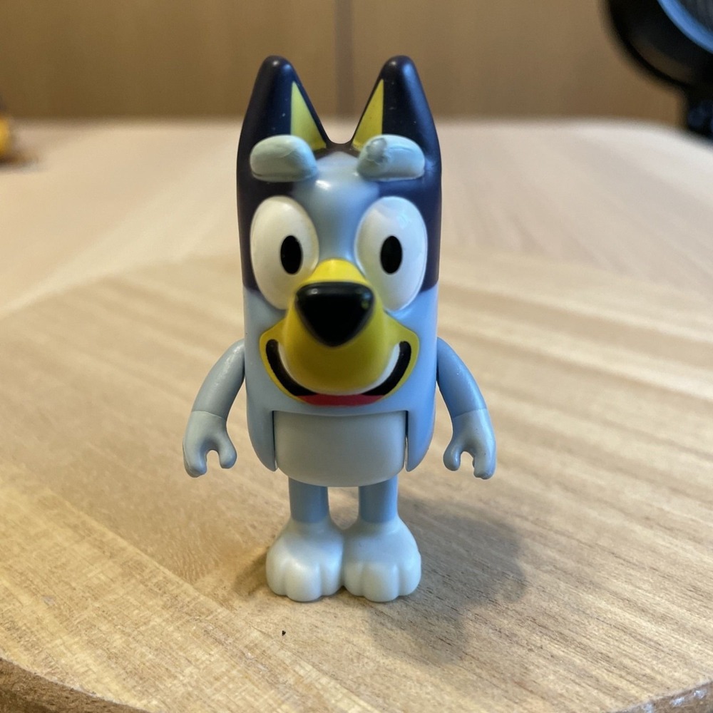 Bluey Action Figure‎ 2.5" Plastic Toy Ludo Studio